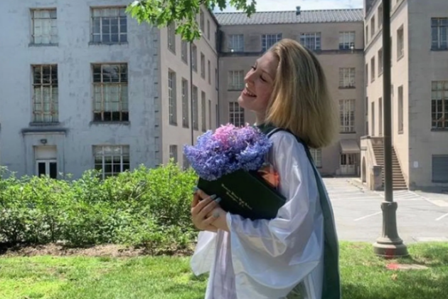 Photo of Amy at graduation.